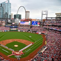 Pirates, Ke’Bryan Hayes agree to team-record $70 million deal