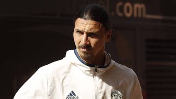Zlatan Ibrahimovic llegando al Stadium of Light.