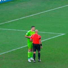 Maignan clama sobre la nueva regla en los penaltis: “Los porteros de espaldas al lanzador”