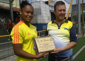 Con tan solo 18 años Laura fichó por el Cádiz de España a comienzos del presente año. Fue mundialista con la Selección Colombia Sub 20 en Uruguay en el año 2018.