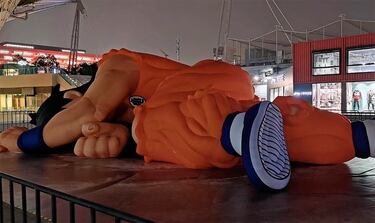 En China puedes ver uno de los momentos más míticos de ‘Dragon Ball’ en plena calle y en tamaño gigante