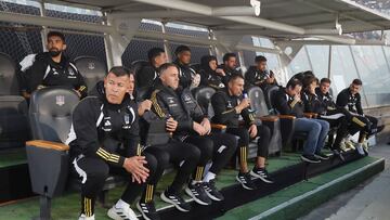 A Almirón le contaron que Isla fue ofrecido a la U y así respondió