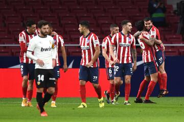 3-1. Ángel Correa celebró el tercer gol.