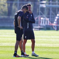 La preocupante cara lejos de El Arcángel