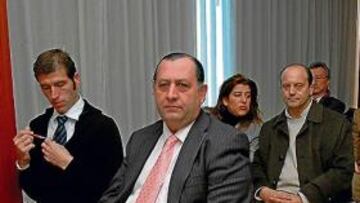 <b>JUNTA. </b>El Xerez aprobó ayer su nuevo Consejo de Administración con Joaquín Bilbao como nuevo presidente de la entidad.