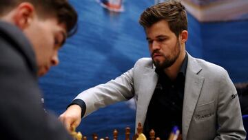 Magnus Carlsen, durante su partida ante Jorden Van Foreest en el Tata Steel Chess Tournament de Wijk aan Zee.