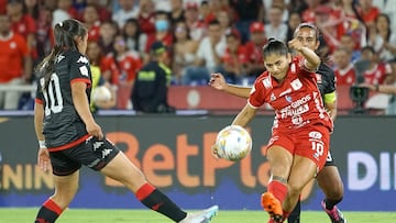 Partido de Liga Femenina BetPlay entre América y Santa Fe.