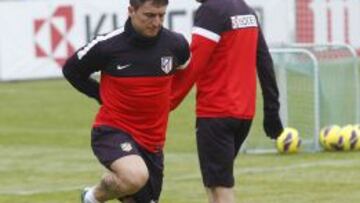 Cristian 'Cebolla' Rodríguez vuelve a una convocatoria de Simeone tras superar una lesión muscular.