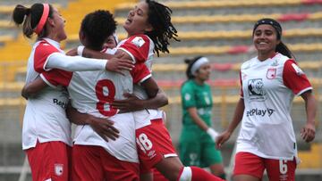 Santa Fe vence a Equidad y comparte el liderato del grupo