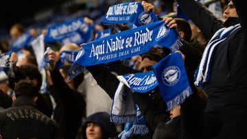 Bufandeo de los aficionados albiazules.