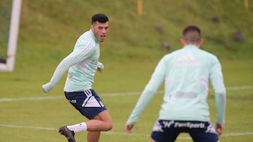 09/12/22 REAL OVIEDO ENTRENAMIENTO
EL ARGENTINO LEO SEQUEIRA A PRUEBA EN EL REAL OVIEDO