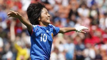 La japonesa Mana Iwabuchi en Francia 2019 jugara su tercera Copa Mundial Femenina y buscará que la selección de Japón gané su segunda copa mundialista.
