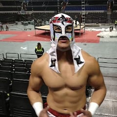 Octagón Jr. desea luchar contra Kenny Omega para aprender de él