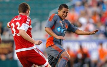 El joven mediocampista guatemalteco, Marvín Ceballos, jugó 15 partidos con los RailHawks (ahora North Carolina FC). Tiene mucha calidad para cortar el juego del equipo rival. Su próximo destino podría ser la USL.