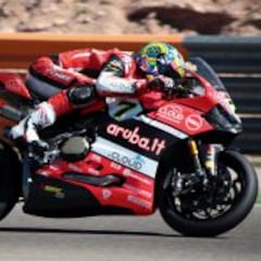 El galés Davies hace doblete en Aragón con Forés 4º y Torres 5º