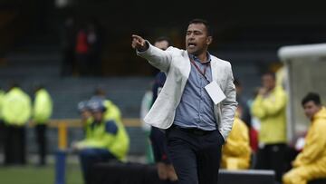 Harold Rivera no va más como DT del Bucaramanga.
