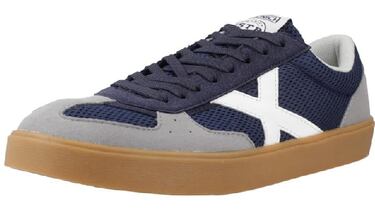 Así son las zapatillas Munich Break que están arrasando entre los hombres este verano