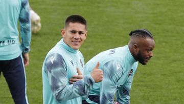 01/04/21
ENTRENAMIENTO DEL LEVANTE UD -
OSCAR DUARTE