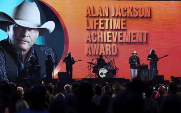 Alan Jackson’s emotional farewell: Country legend opens up about his health battle