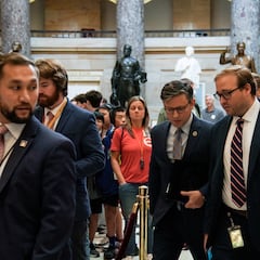 What does a government shutdown mean and when was the last?