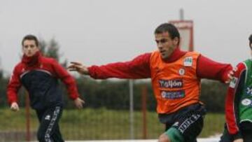 <b>REFUERZO. </b>Bilic, que ya se entrena con el Sporting, podría debutar este domingo en Córdoba.