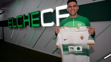 Oficial: El Elche traspasa a Magallán al Pumas de México