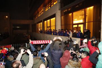 Atlético de Madrid: Recibimiento a su llegada al hotel