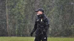 13/03/19 ENTRENAMIENTO DEL REAL OVIEDO
 ANQUELA ENTRENADOR DEL REAL OVIEDO
 