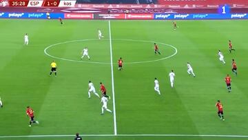 El gol de Ferran en la primera asistencia de Pedri con España