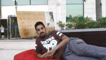 <b>PROTESTA. </b>Elbendir, antes de su segunda noche en Alcobendas.