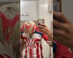 ¡No lo olvidan! Fan de Chivas se hace look del ‘Bofo’ Bautista
