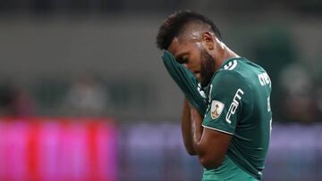 Miguel Ángel Borja después de perder una opción de gol.