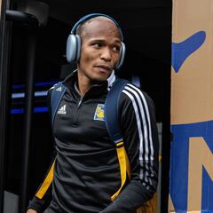 Tigres confirma la baja de Luis Quiñones contra Pumas