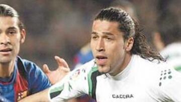 <b>NUEVO INTENTO. </b>Lendoiro volverá a insistir esta semana para cumplir la petición de Caparrós de fichar a Juanma.