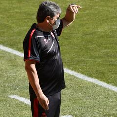 Wanderers anuncia nuevo DT