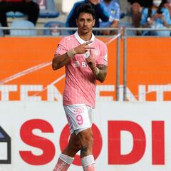 Fernando Zampedri sigue subiendo en la historia de la UC