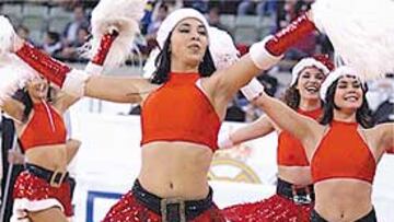 <b>¡Que continúe el torneo, Florentino!</b>¡Sí! Y si de lo que se trata es de celebrarlo en marzo, no hay problema: ¡celebraremos la Navidad en marzo con ellas, esas criaturitas! Si serán grandes que salieron de rojiblanco atlético y el pueblo, ni una queja. ¡El pueblo es sabio!