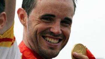 <b>EMOCIONADO.</b> El ciclista asturiano, Samuel Sánchez, logró el oro en la prueba de ciclismo en ruta y aseguró emocionado que este oro le marcará de por vida.