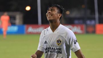 Guillermo Barros Schelotto sali&oacute; a la rueda de prensa luego de que Galaxy venciera a San Jos&eacute; Earthquekes y habl&oacute; del gran desempe&ntilde;o de Efra&iacute;n &Aacute;lvarez.