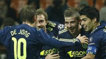 El nuevo Ajax de De Boer amarra la Europa League