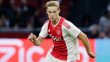 De Jong: "Busquets es el mejor, no me hago ilusiones"