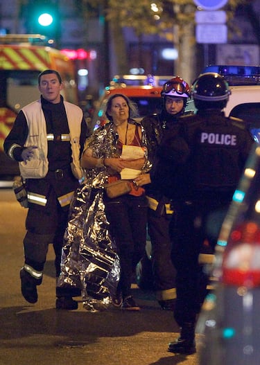 Testigos describieron una escena de pánico, con gente cayendo al suelo y buscando refugio desesperadamente.