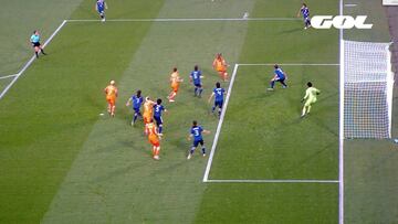 Tacón, caño y golazo: Martens, estrella del Barça, deleita al mundo