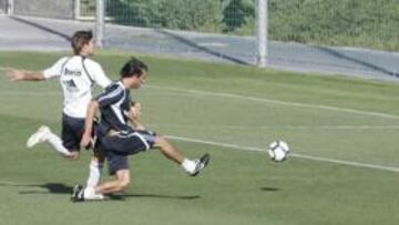 <b>EN FORMA. </b>Van Nistelrooy demostró ante el Castilla que su rodilla está recuperada y marcó un gol.