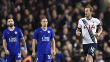 Harry Kane celebra el gol del empate a dos entre el Tottenham y el Leicester City en el partido de tercera ronda de la FA Cup