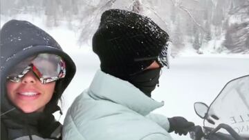 Georgina presume de escapada en moto de nieve con Cristiano