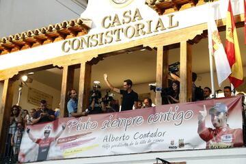El municipio madrile?o rindi車 un emotivo homenaje a su Hijo Predilecto por toda su exitosa carrera profesional.