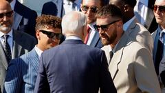 Kansas City Chiefs' Patrick Mahomes and Travis Kelce talk with U.S. President Joe Biden as he welcomes Kansas City Chiefs to the White House to celebrate their championship season and victory in Super Bowl LVIII, in Washington, U.S., May 31, 2024. REUTERS/Evelyn Hockstein