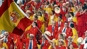 La delegación española desfilando en la ceremonia inaugural