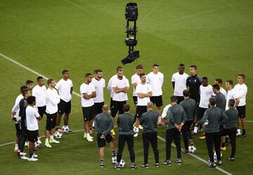 El entrenamiento de la Juventus en el Millennium Stadium
